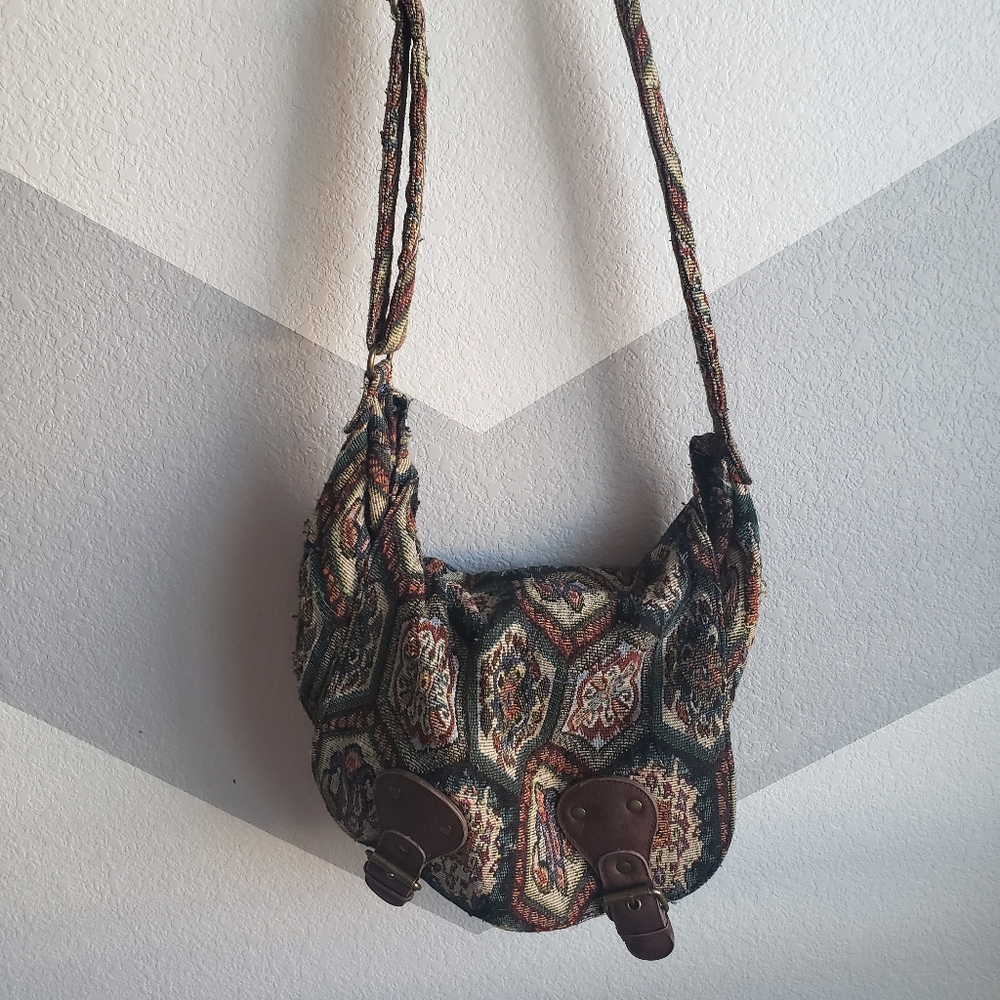 Mossimo soft crossbody purse